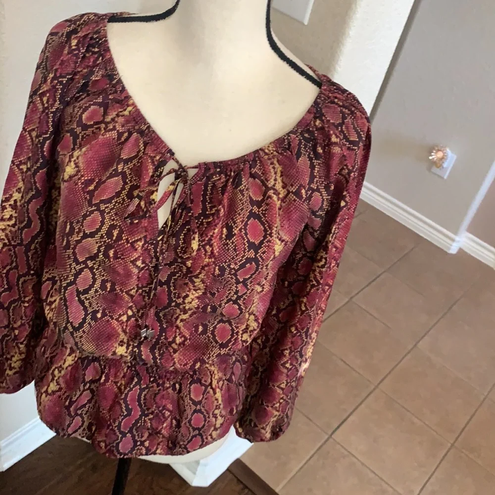 Michael Kors burgundy & blacks skin print peplum silk top Size XS